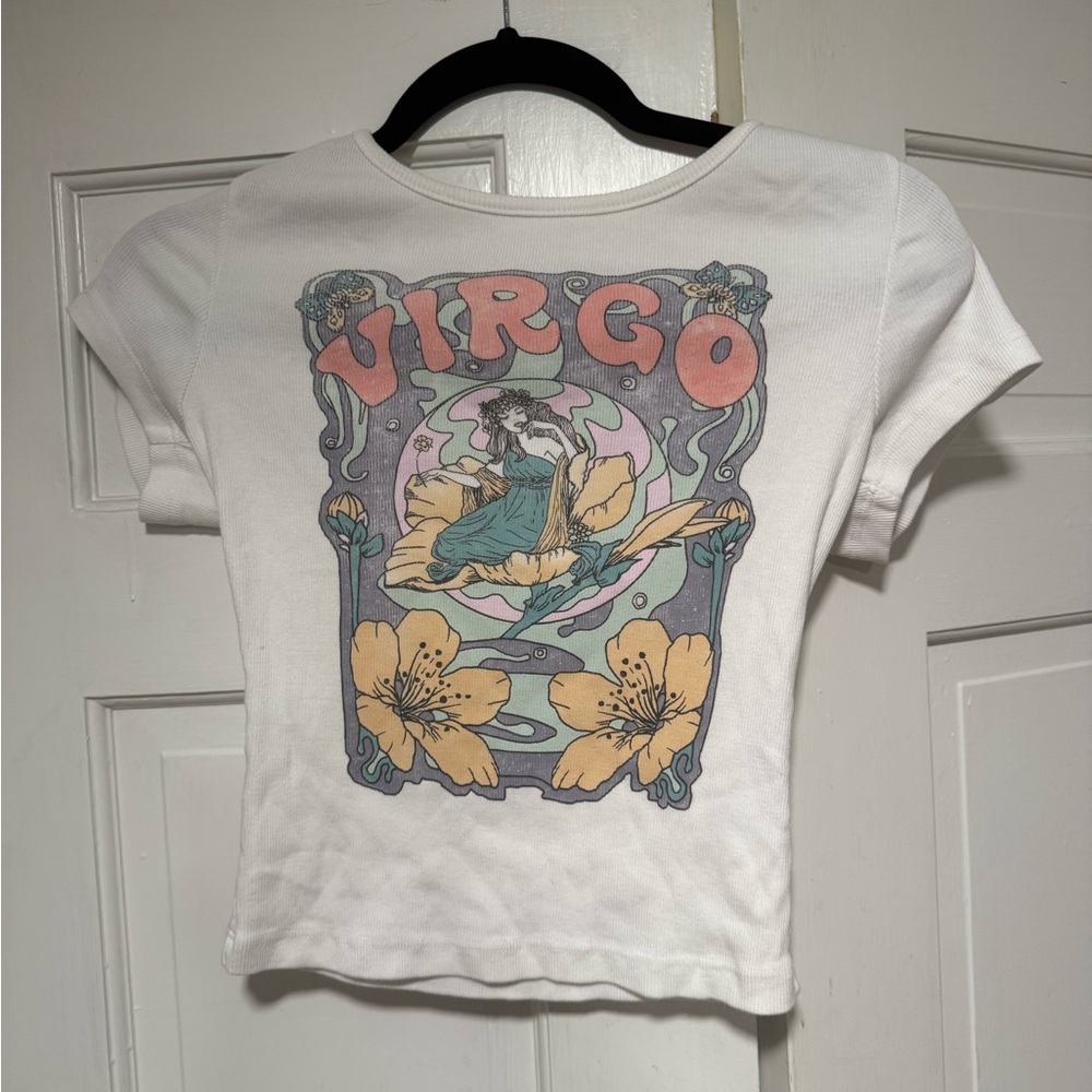 Daydreamer horoscope baby tee (virgo)
